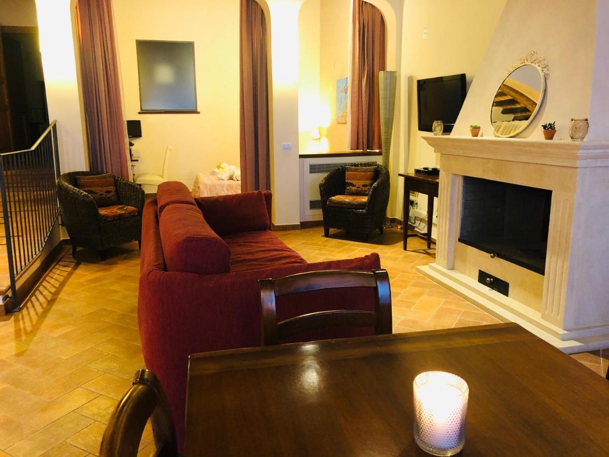 La Dimora Nel Corso Hotel Montepulciano Luaran gambar