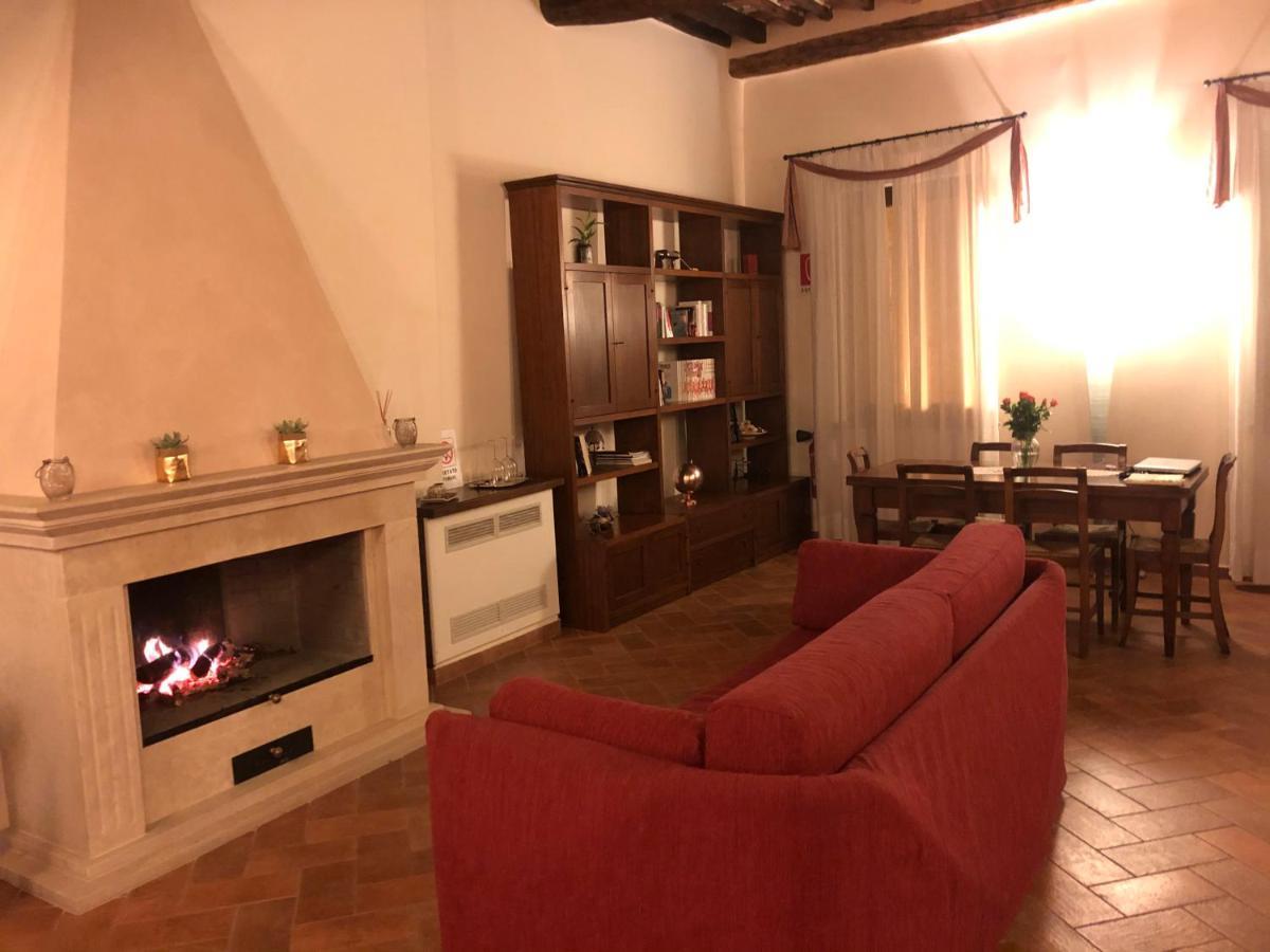La Dimora Nel Corso Hotel Montepulciano Luaran gambar