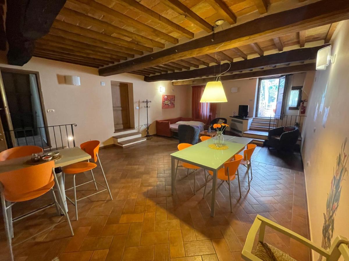 La Dimora Nel Corso Hotel Montepulciano Luaran gambar