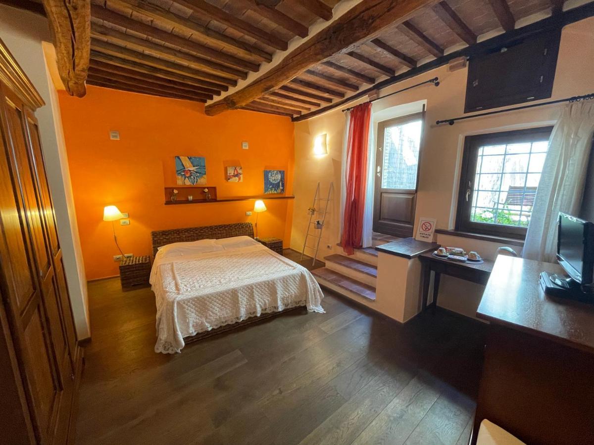 La Dimora Nel Corso Hotel Montepulciano Luaran gambar