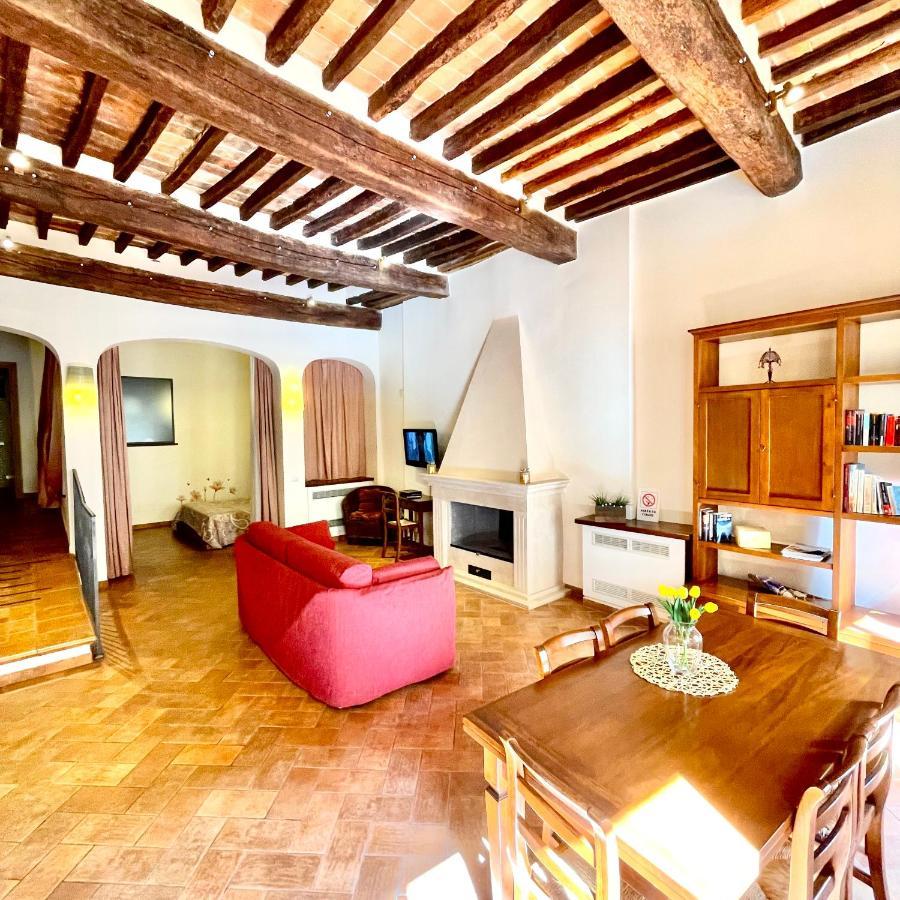 La Dimora Nel Corso Hotel Montepulciano Luaran gambar