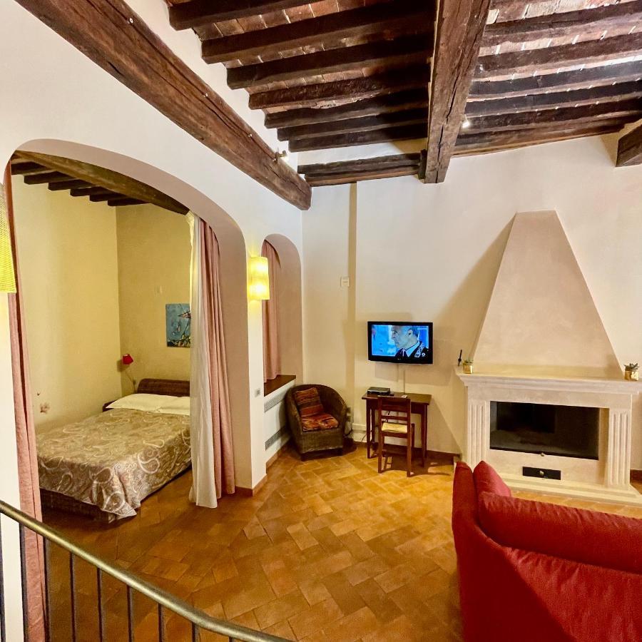La Dimora Nel Corso Hotel Montepulciano Luaran gambar