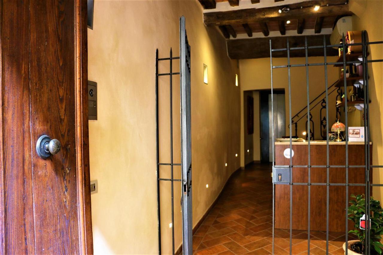 La Dimora Nel Corso Hotel Montepulciano Luaran gambar