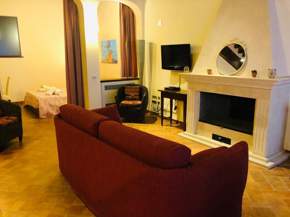 La Dimora Nel Corso Hotel Montepulciano Luaran gambar